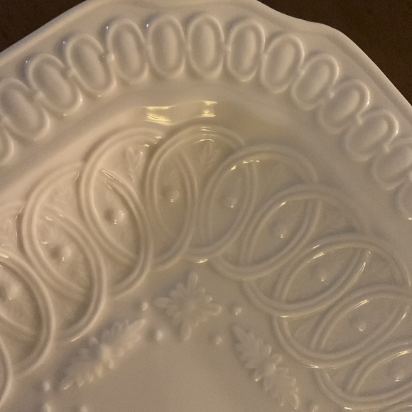 Two’s Company Pedestal Tray - Serving Plate - Picture 4 of 8